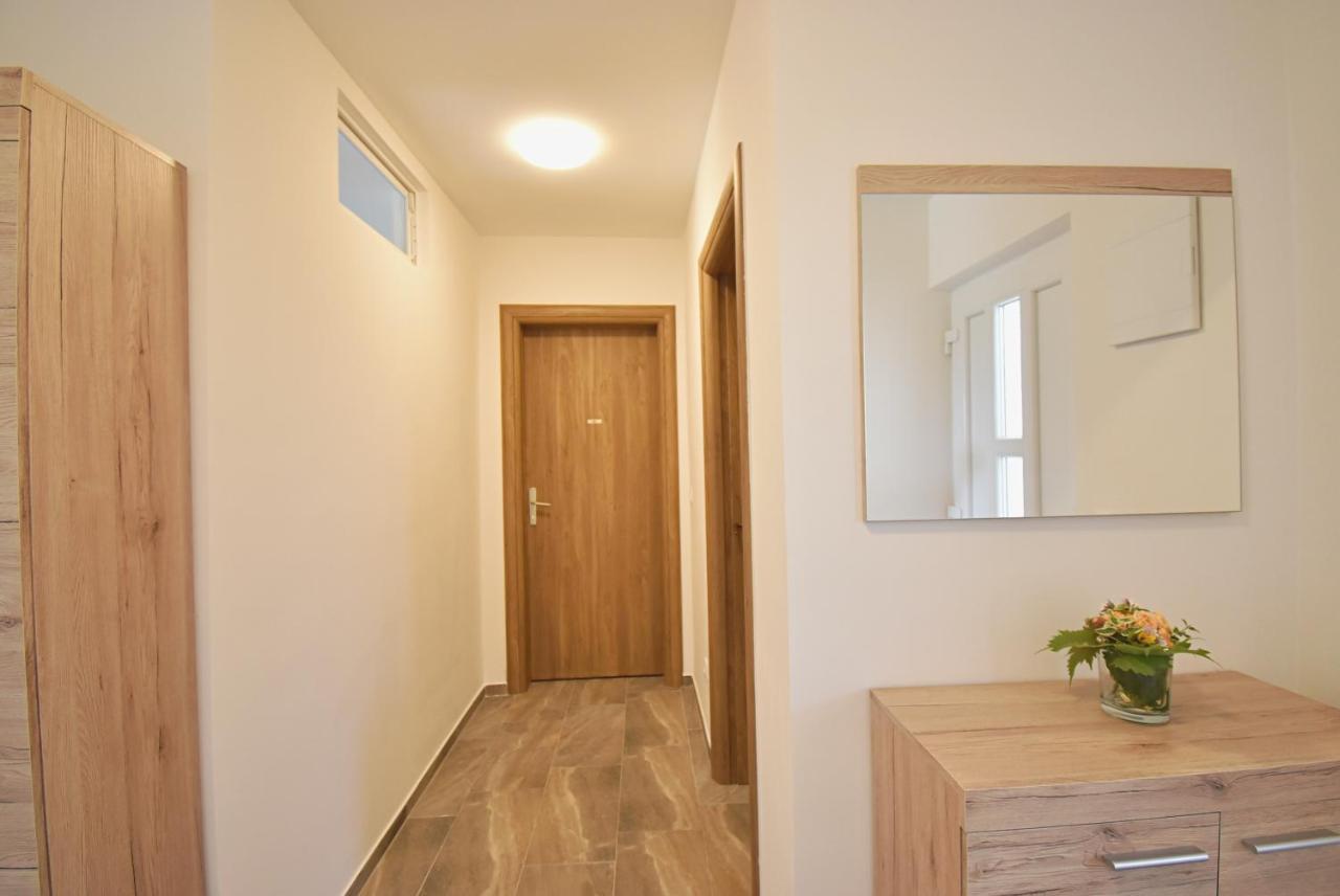 Apartmani Solis Vir Zewnętrze zdjęcie