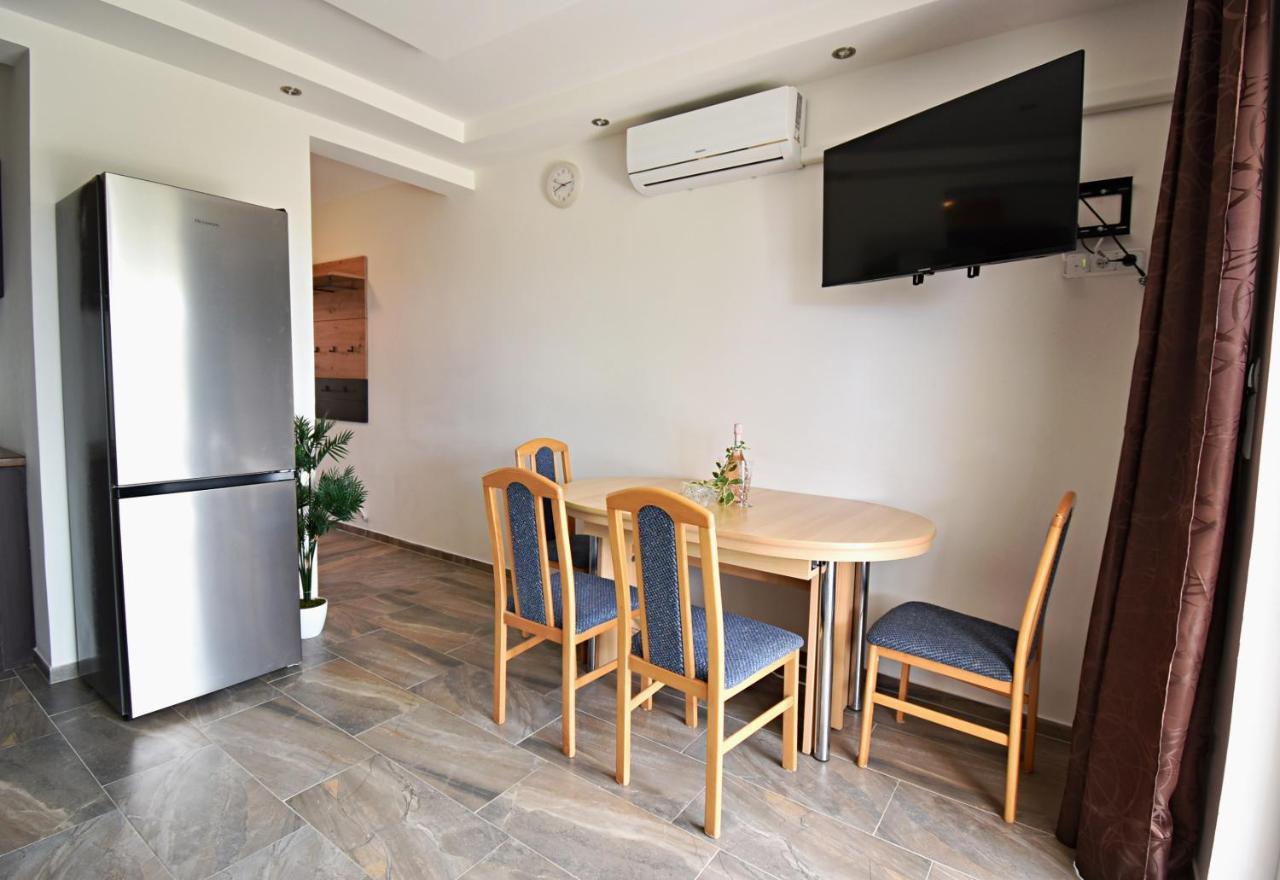 Apartmani Solis Vir Zewnętrze zdjęcie